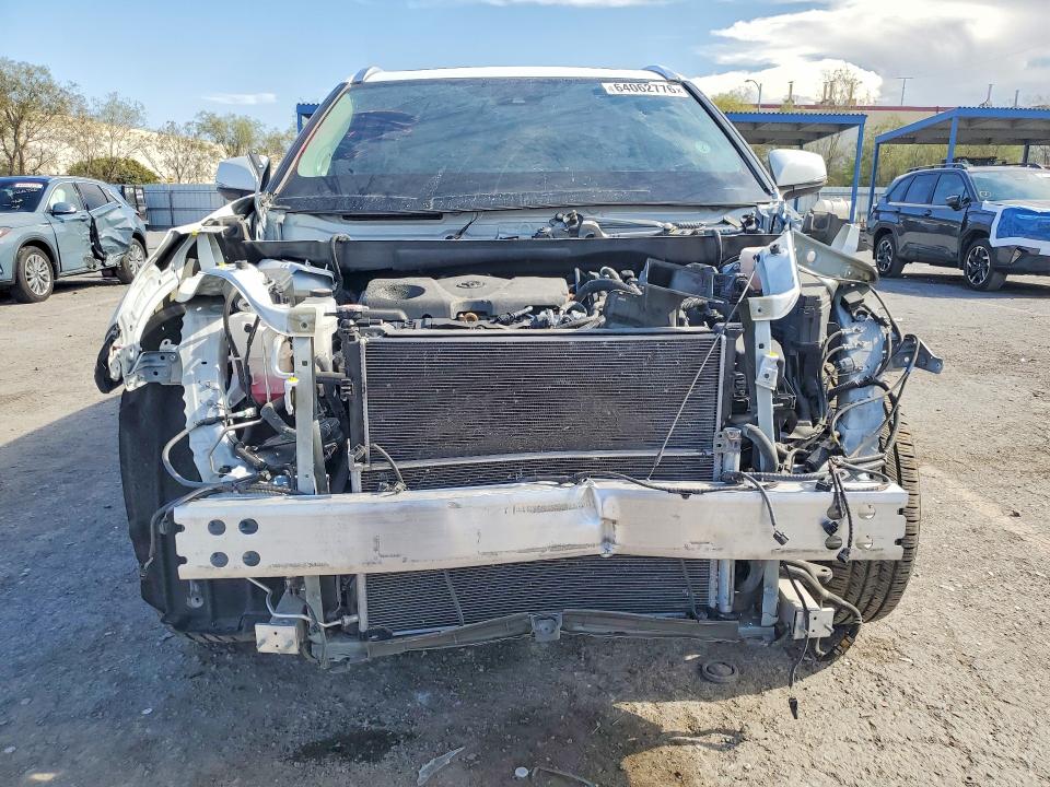 2023 Toyota Highlander Hybrid მანქანა იყიდება აუქციონზე, vin: 5TDYARAH4PS522887, აუქციონის ნომერი: 64062776