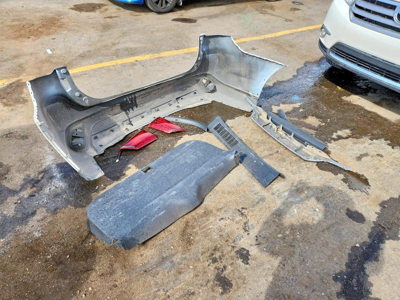 2018 Mitsubishi Outlander მანქანა იყიდება აუქციონზე, vin: JA4AD3A31JZ050870, აუქციონის ნომერი: 64470536