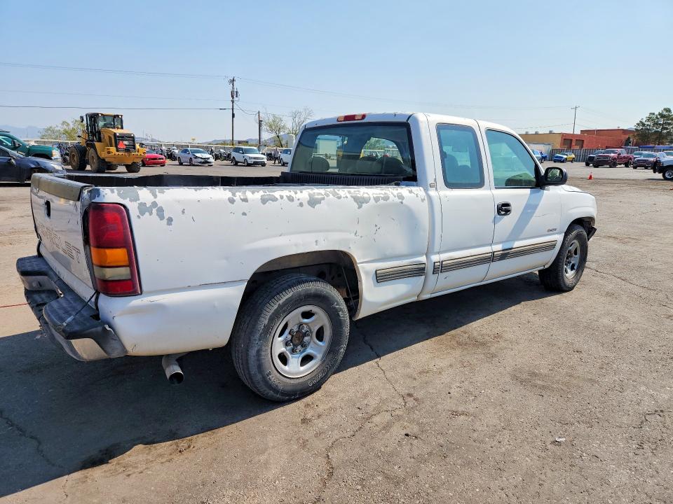 Продаж на аукціоні авто 2000 Chevrolet Silverado, vin: 2GCEC19W1Y1310863, номер лоту: 64318706