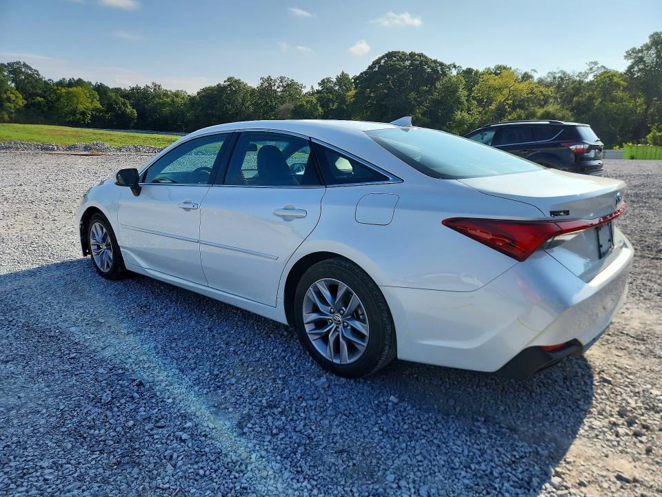 Продажа на аукционе авто 2022 Toyota Avalon, vin: 4T1AA1AB7NU014903, номер лота: 63314596