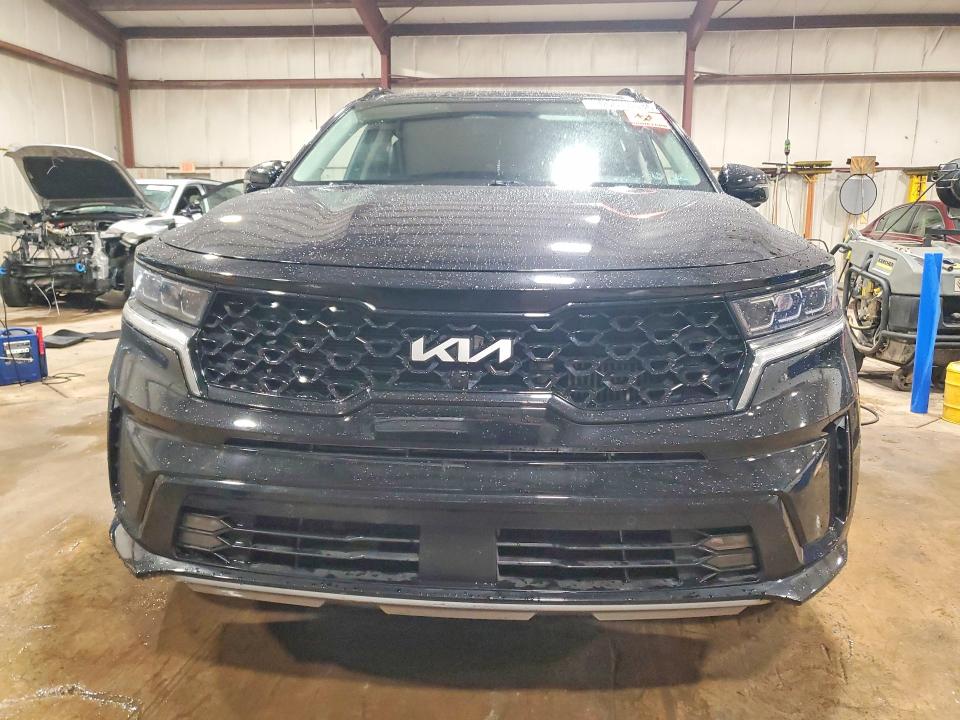 66018836 :رقم المزاد ، 5XYRK4LF7NG076938 vin ، 2022 Kia Sorento مزاد بيع