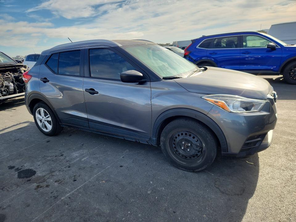 66306336 :رقم المزاد ، 3N1CP5CU5KL564983 vin ، 2019 Nissan Kicks مزاد بيع