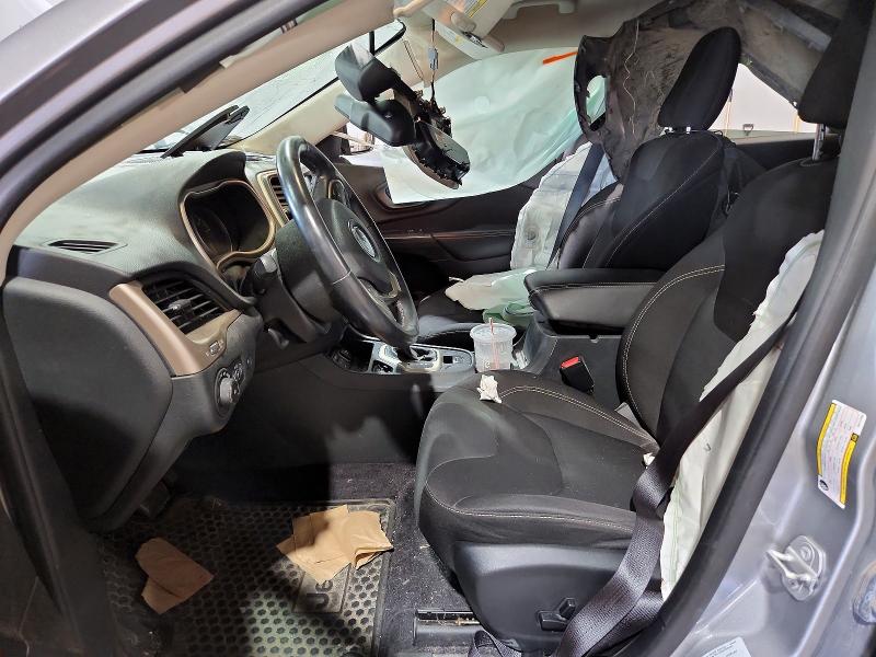 63035246 :رقم المزاد ، 1C4PJLCB6GW177962 vin ، 2016 Jeep Cherokee مزاد بيع