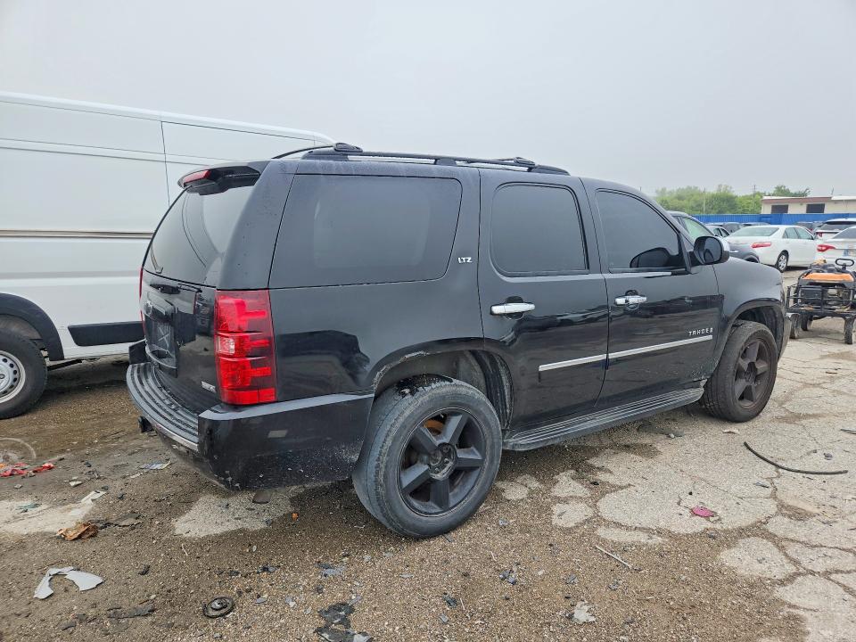 64612776 :رقم المزاد ، 1GNFC13047J231983 vin ، 2007 Chevrolet Tahoe مزاد بيع