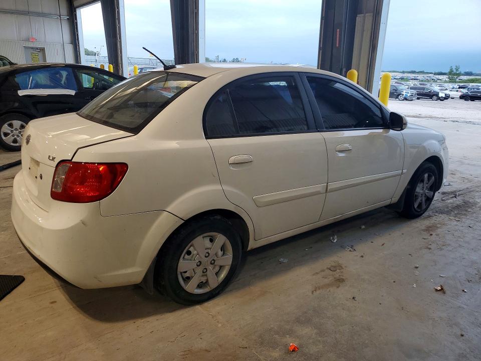65603726 :رقم المزاد ، KNADH4A32A6643438 vin ، 2010 Kia Rio مزاد بيع