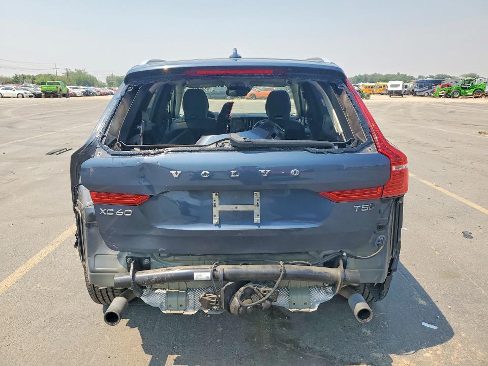 Продаж на аукціоні авто 2021 Volvo Xc60, vin: YV4102RK7M1753221, номер лоту: 63334196