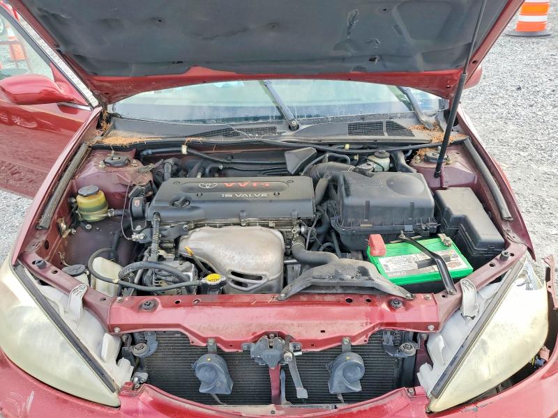 64114016 :رقم المزاد ، 4T1BE32K72U079359 vin ، 2002 Toyota Camry مزاد بيع