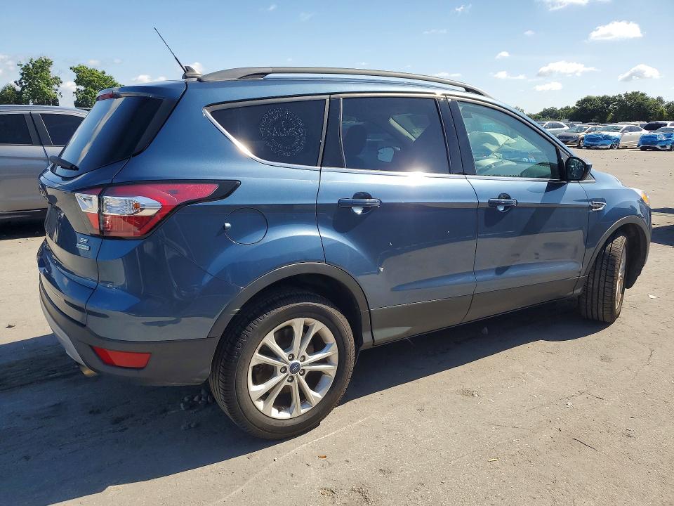 Продаж на аукціоні авто 2018 Ford Escape, vin: 1FMCU0GD0JUC67171, номер лоту: 64618756
