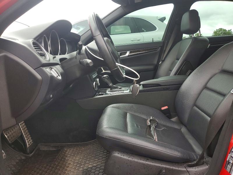 2012 Mercedes-benz C მანქანა იყიდება აუქციონზე, vin: WDDGF8FB7CA689754, აუქციონის ნომერი: 65575636