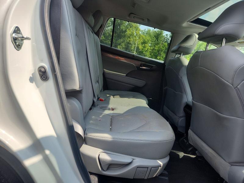 2022 Toyota Highlander მანქანა იყიდება აუქციონზე, vin: 5TDDZRBH2NS184702, აუქციონის ნომერი: 66719196