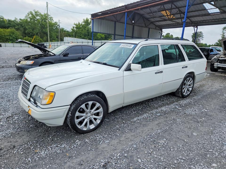 1995 Mercedes-benz E მანქანა იყიდება აუქციონზე, vin: WDBEA92E3SF303126, აუქციონის ნომერი: 64038446