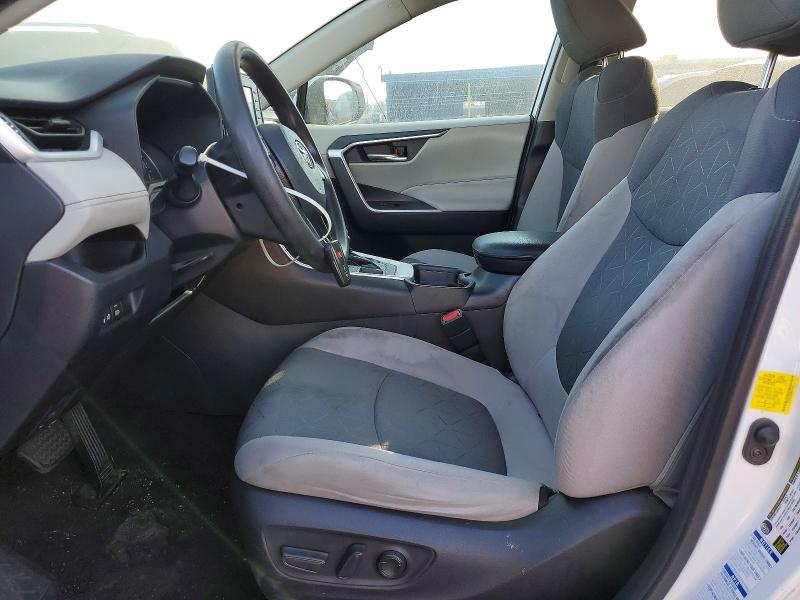 63713786 :رقم المزاد ، 2T3P1RFV0MW173277 vin ، 2021 Toyota Rav4 مزاد بيع