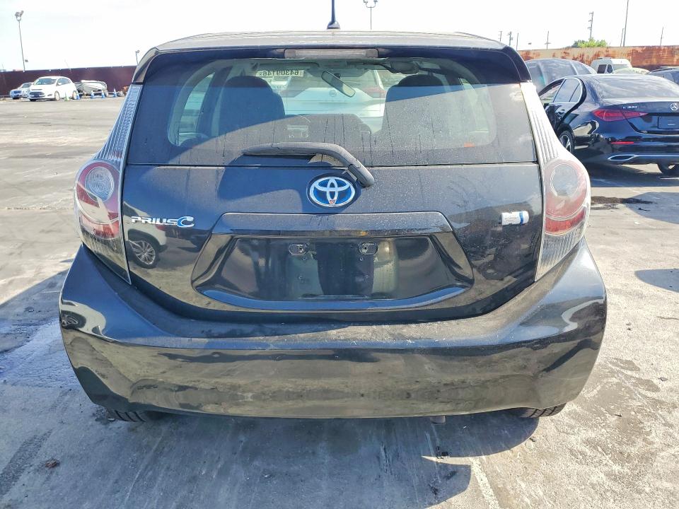 Продаж на аукціоні авто 2013 Toyota Prius C, vin: JTDKDTB32D1550872, номер лоту: 64309146