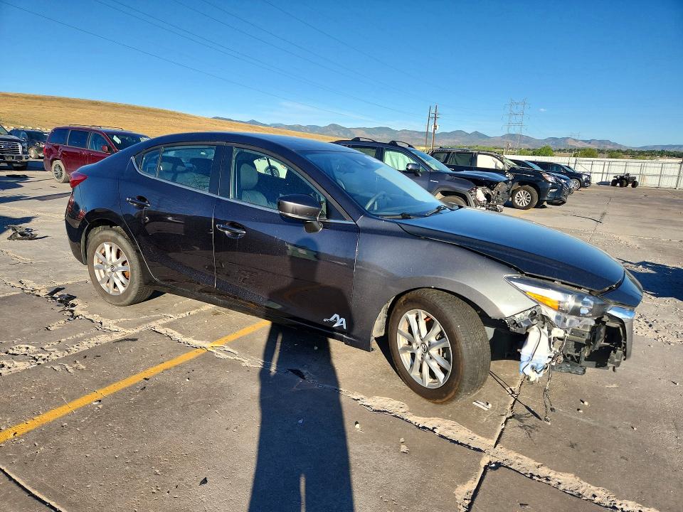 Продажа на аукционе авто 2018 Mazda 3, vin: 3MZBN1U7XJM185242, номер лота: 66014476