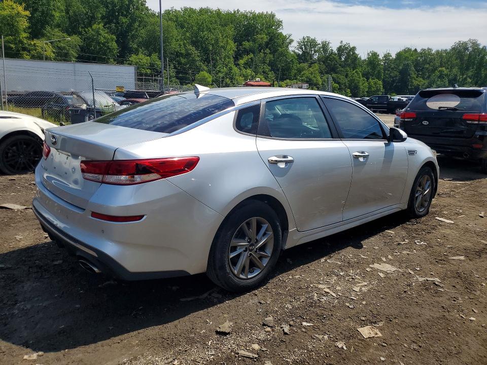 2019 Kia Optima მანქანა იყიდება აუქციონზე, vin: 5XXGT4L31KG349818, აუქციონის ნომერი: 63656416