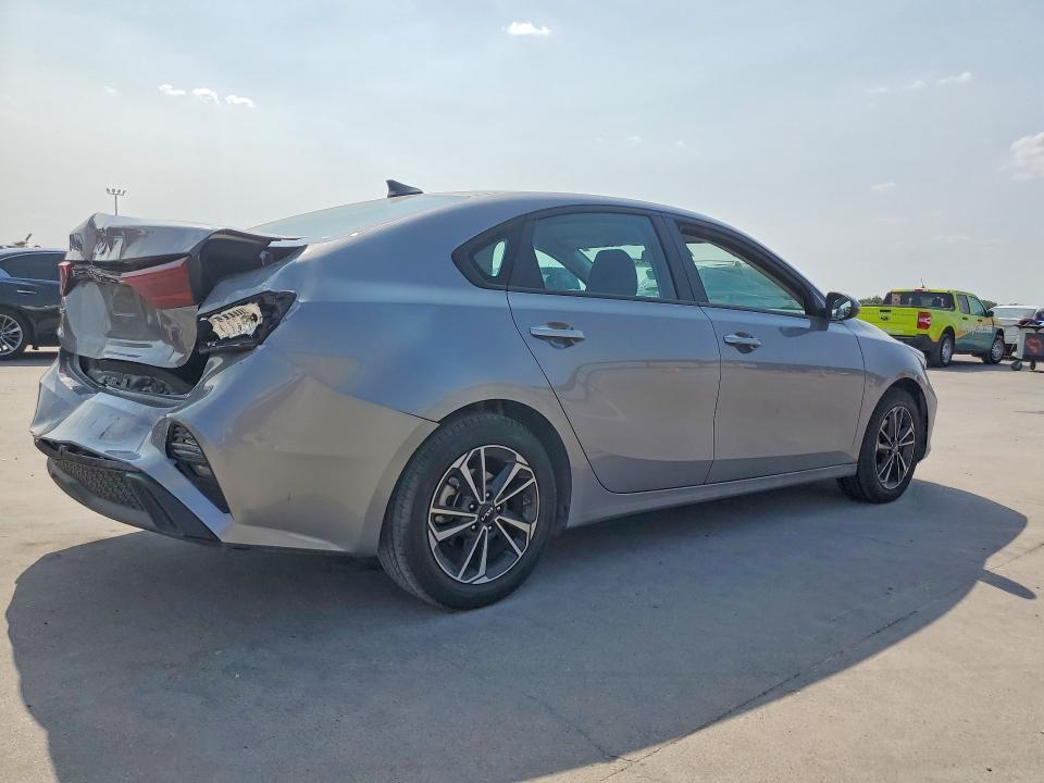 Продажа на аукционе авто 2023 Kia Forte, vin: 3KPF24AD3PE684962, номер лота: 63695336