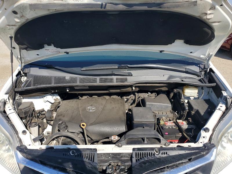 Продаж на аукціоні авто 2018 Toyota Sienna, vin: 5TDKZ3DC4JS933810, номер лоту: 67163736