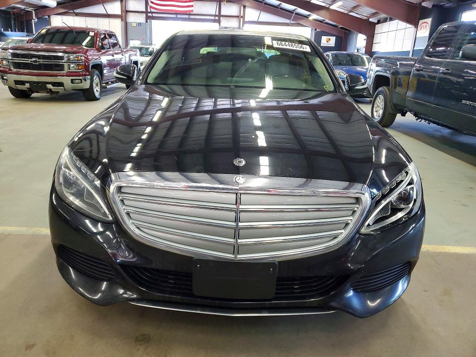 2015 Mercedes-benz C მანქანა იყიდება აუქციონზე, vin: 55SWF4KBXFU025351, აუქციონის ნომერი: 66448556