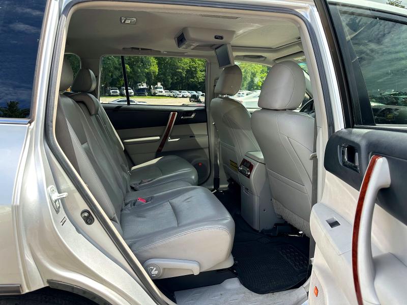 62357786 :رقم المزاد ، JTEDC3EH8C2007226 vin ، 2012 Toyota Highlander مزاد بيع