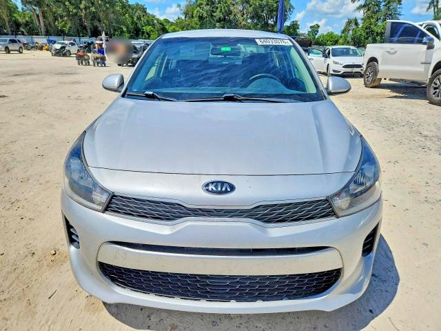 64093076 :رقم المزاد ، 3KPA24AD2LE335702 vin ، 2020 Kia Rio مزاد بيع