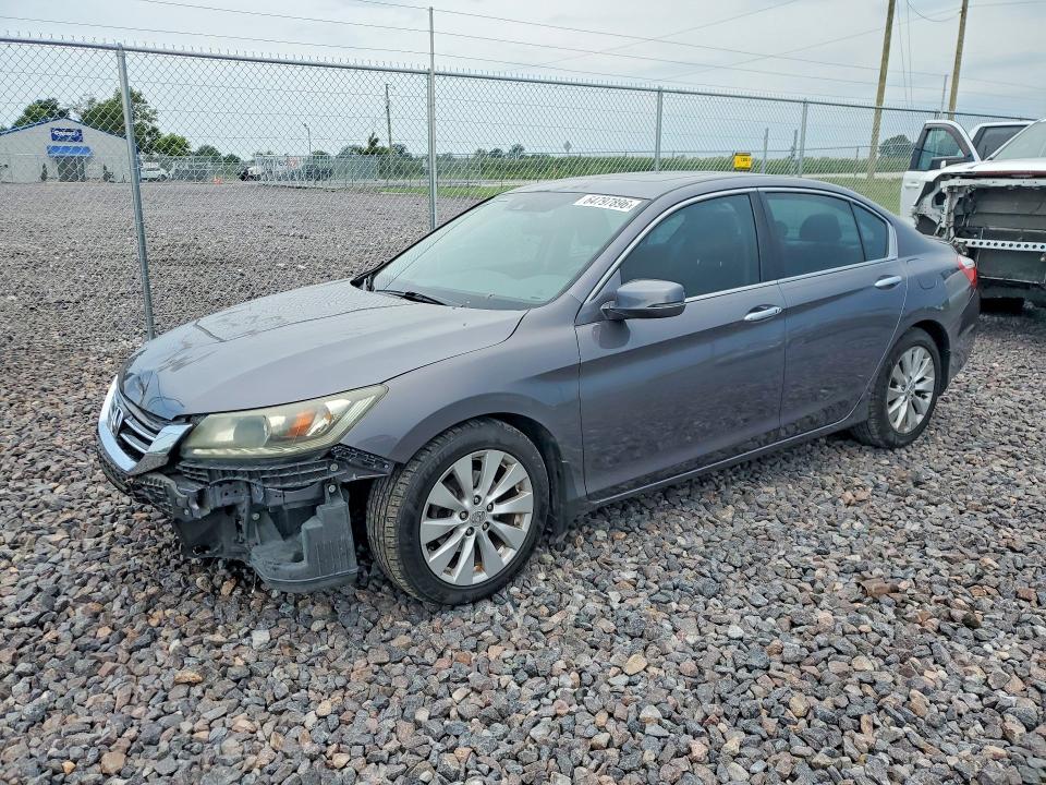 2015 Honda Accord მანქანა იყიდება აუქციონზე, vin: 1HGCR3F80FA013496, აუქციონის ნომერი: 64797896