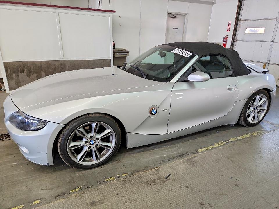 2003 Bmw Z4 მანქანა იყიდება აუქციონზე, vin: 4USBT53403LU01105, აუქციონის ნომერი: 64108216