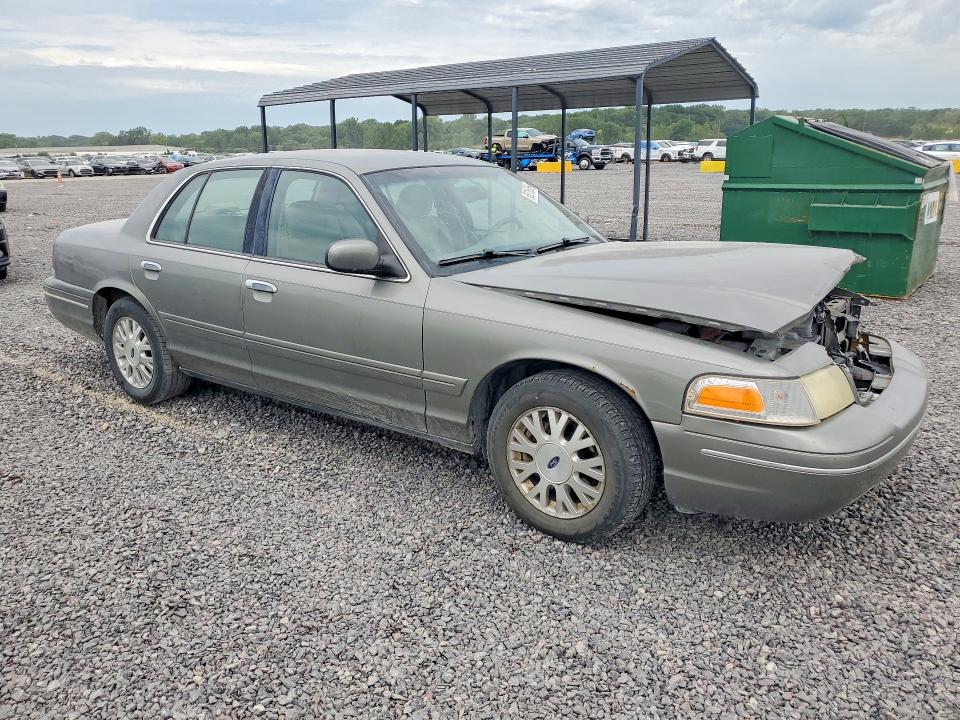 65216366 :رقم المزاد ، 2FAFP74W43X130761 vin ، 2003 Ford Crown Victoria مزاد بيع
