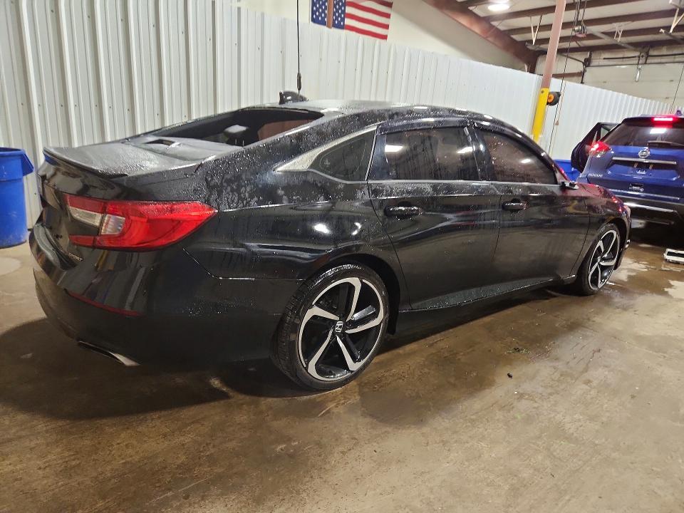 Продажа на аукционе авто 2018 Honda Accord, vin: 1HGCV1F3XJA148613, номер лота: 64017746