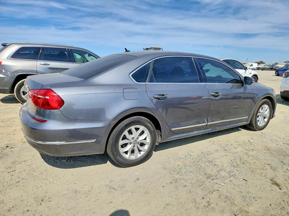 Продажа на аукционе авто 2016 Volkswagen Passat, vin: 1VWAT7A31GC042857, номер лота: 64035226