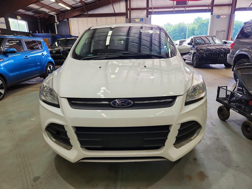 Продажа на аукционе авто 2016 Ford Escape, vin: 1FMCU9GX3GUB74751, номер лота: 66791796