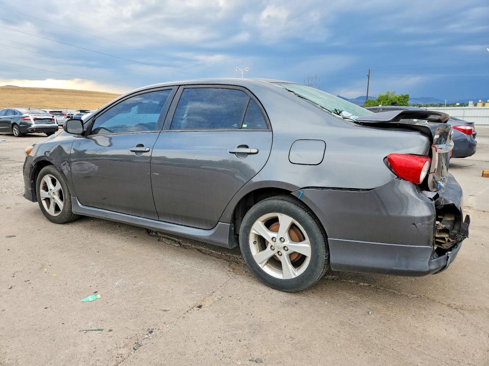 64585626 :رقم المزاد ، 2T1BU4EEXDC061425 vin ، 2013 Toyota Corolla مزاد بيع