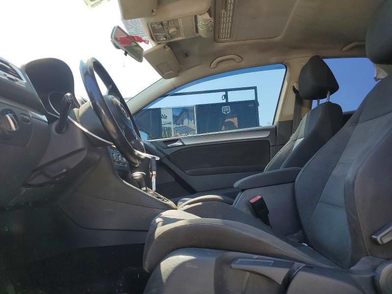 61945736 :رقم المزاد ، WVWBA7AJ6BW104322 vin ، 2011 Volkswagen Golf مزاد بيع