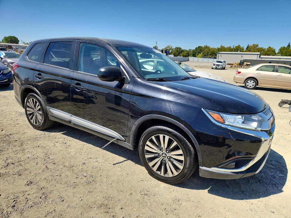 Продажа на аукционе авто 2020 Mitsubishi Outlander, vin: JA4AD2A38LZ012064, номер лота: 64292256