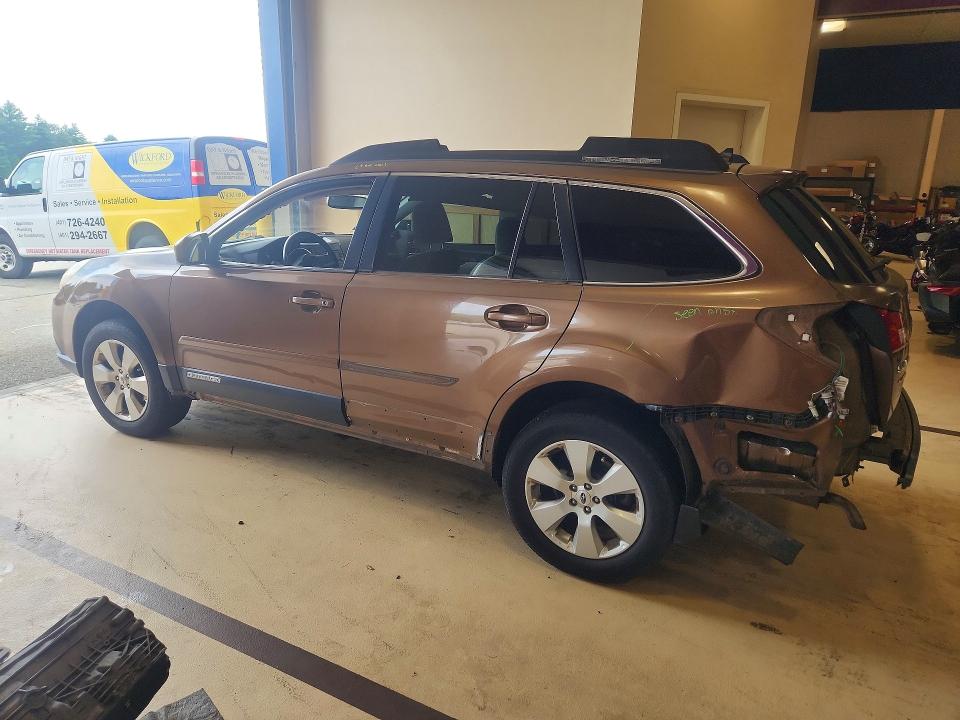 2011 Subaru Outback მანქანა იყიდება აუქციონზე, vin: 4S4BRBKC3B3442592, აუქციონის ნომერი: 66013206