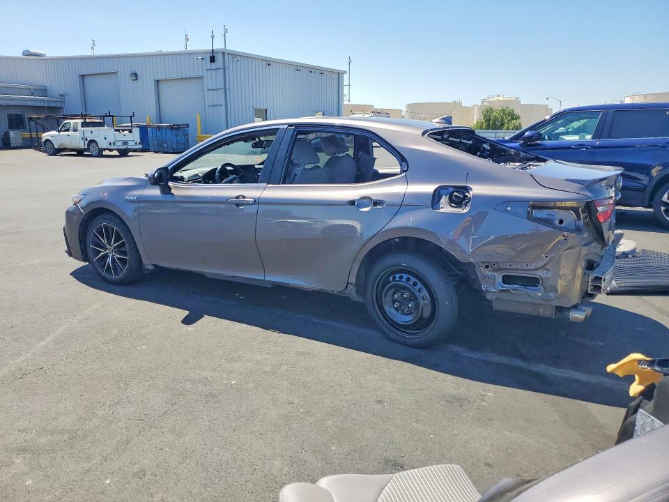 2021 Toyota Camry მანქანა იყიდება აუქციონზე, vin: 4T1G31AK3MU561072, აუქციონის ნომერი: 65054276