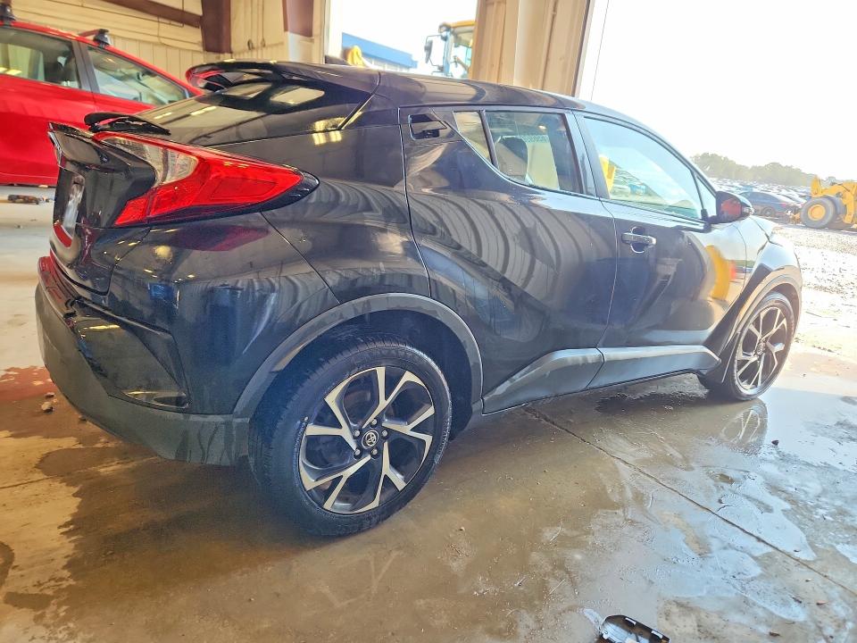 Продажа на аукционе авто 2018 Toyota C-hr, vin: NMTKHMBX1JR035954, номер лота: 65699036