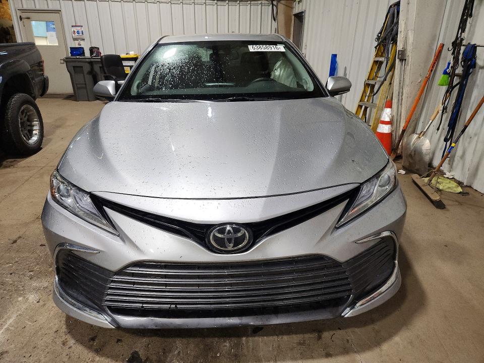 Продаж на аукціоні авто 2024 Toyota Camry, vin: 4T1F11BK1RU128907, номер лоту: 63858916