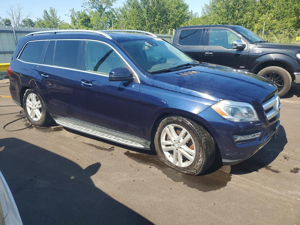 63648576 :رقم المزاد ، 4JGDF6EE1FA463884 vin ، 2015 Mercedes-benz Gl مزاد بيع