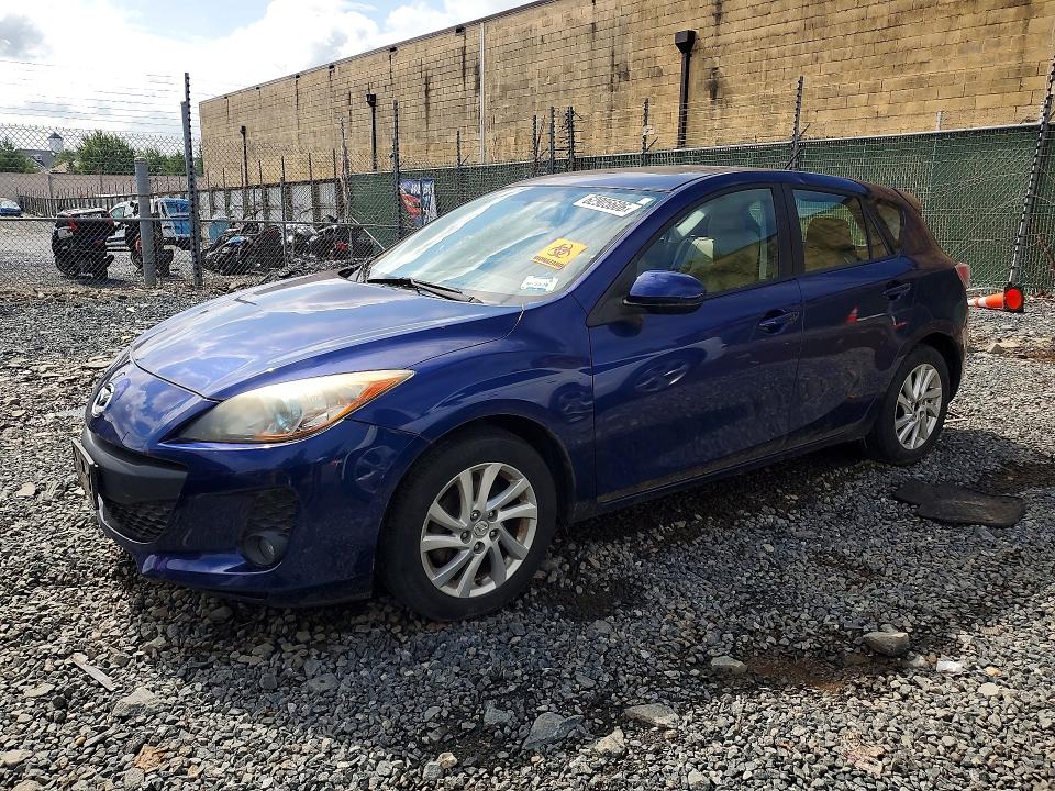 62905606 :رقم المزاد ، JM1BL1M83C1639882 vin ، 2012 Mazda 3 مزاد بيع