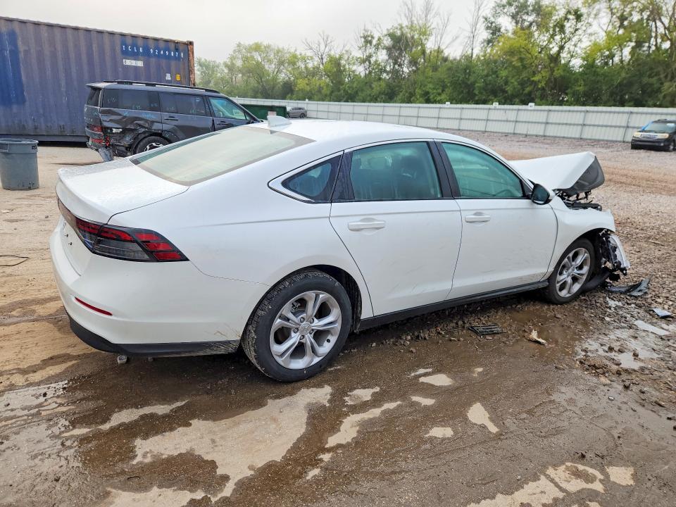 64692836 :رقم المزاد ، 1HGCY1F2XTA011365 vin ، 2026 Honda Accord مزاد بيع
