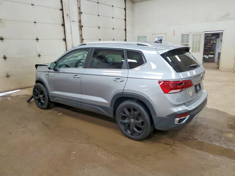 65846436 :رقم المزاد ، 3VVPX7B27NM068691 vin ، 2022 Volkswagen Taos مزاد بيع