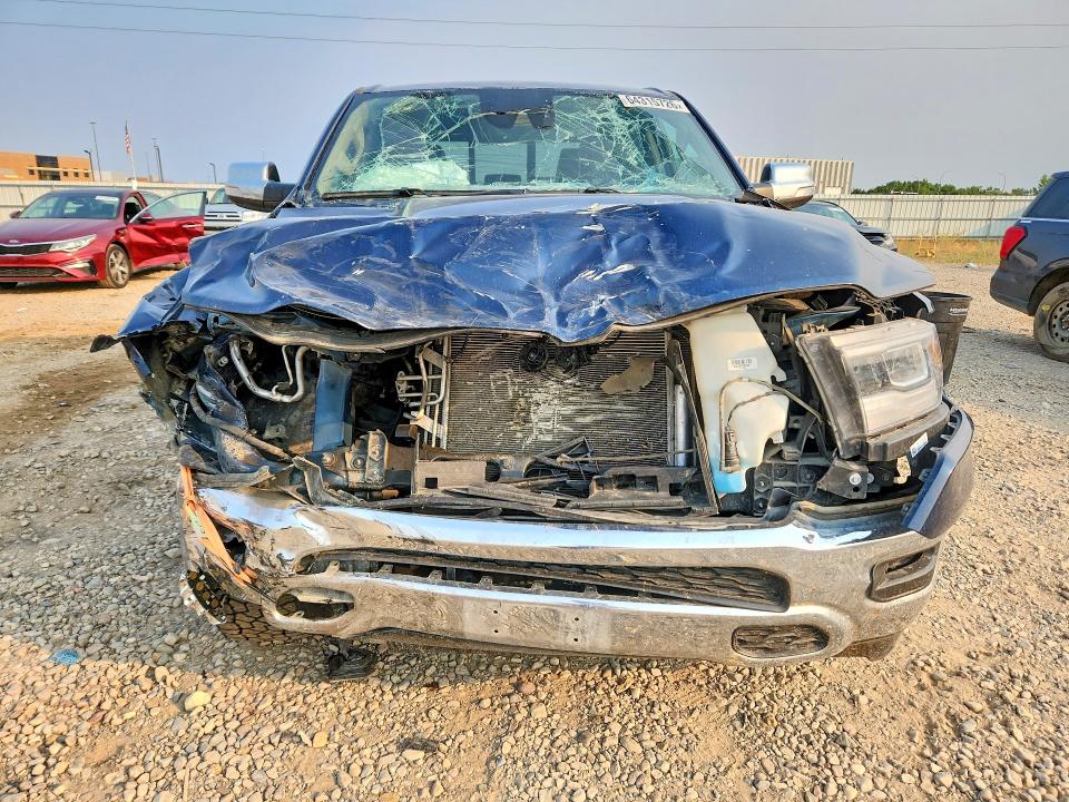 64315726 :رقم المزاد ، 1C6SRFJT2MN805718 vin ، 2021 Ram 1500 مزاد بيع