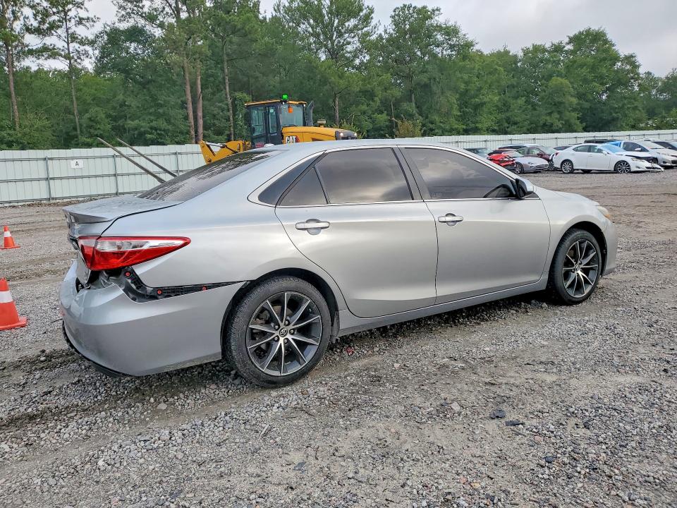 2015 Toyota Camry მანქანა იყიდება აუქციონზე, vin: 4T1BK1FK4FU029046, აუქციონის ნომერი: 66928446