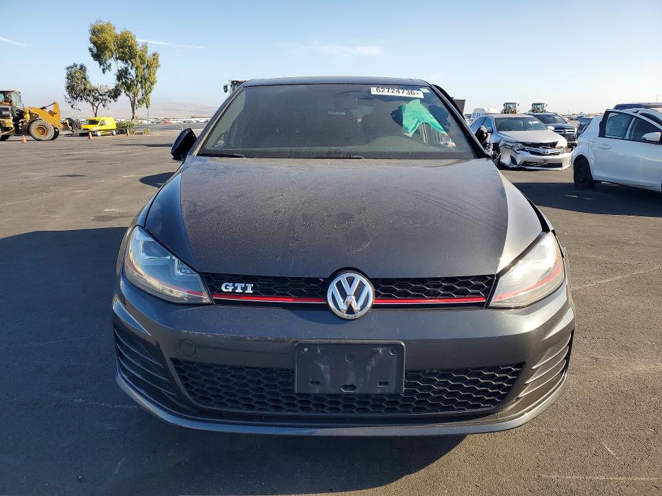 Продаж на аукціоні авто 2015 Volkswagen Gti, vin: 3VW4T7AU7FM091709, номер лоту: 62724736