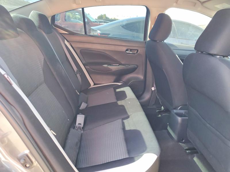 66942976 :رقم المزاد ، 3N1CN8EV6NL820274 vin ، 2022 Nissan Versa مزاد بيع