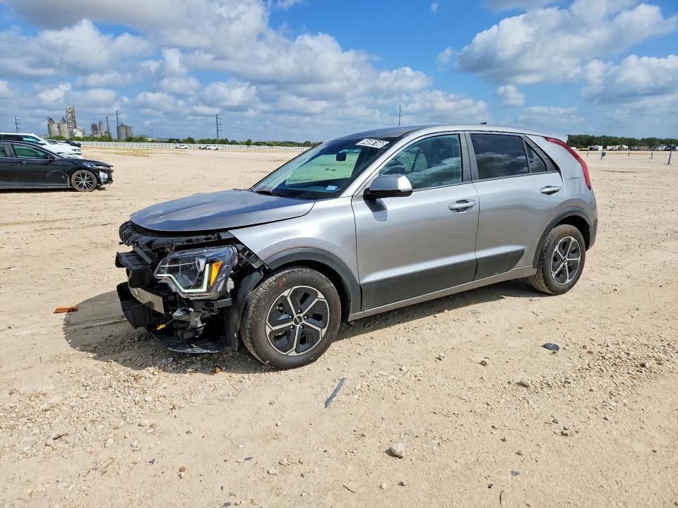 Продажа на аукционе авто 2026 Kia Niro, vin: KNDCP3LE1T5347426, номер лота: 64696166