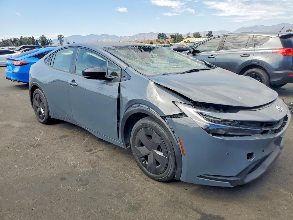 2024 Toyota Prius მანქანა იყიდება აუქციონზე, vin: JTDACAAUXR3025714, აუქციონის ნომერი: 64389056