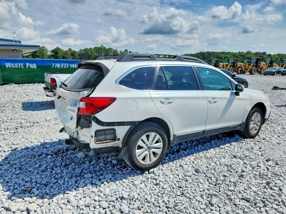 64468226 :رقم المزاد ، 4S4BSBFC2F3290146 vin ، 2015 Subaru Outback مزاد بيع