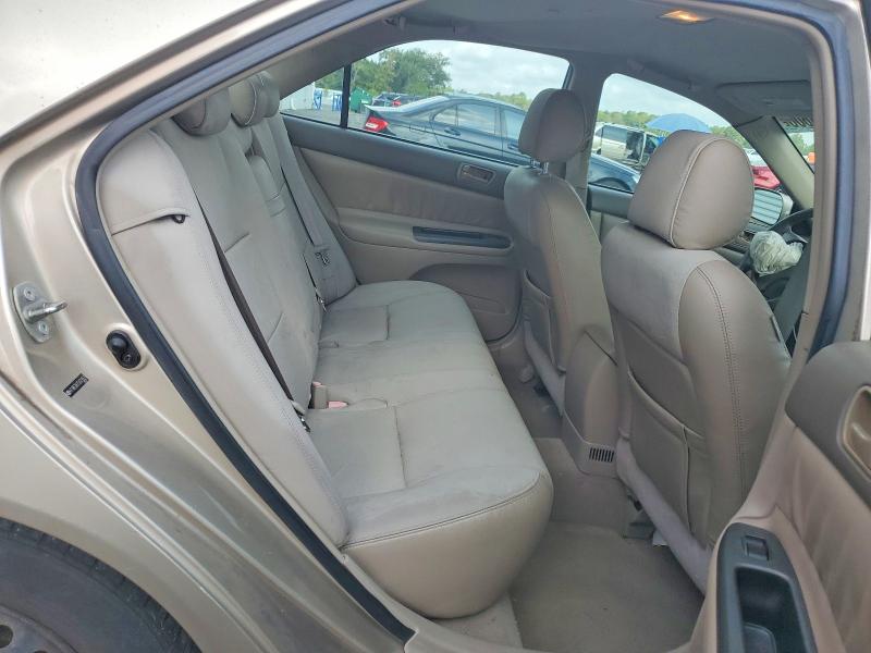 2005 Toyota Camry მანქანა იყიდება აუქციონზე, vin: 4T1BE30KX5U571651, აუქციონის ნომერი: 63644606