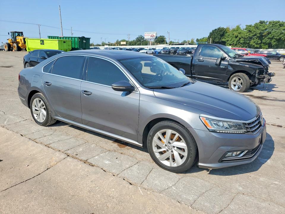 2018 Volkswagen Passat მანქანა იყიდება აუქციონზე, vin: 1VWBA7A31JC020875, აუქციონის ნომერი: 64552946